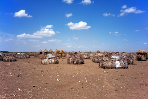 https://www.transafrika.org/media/aethiopien/Siedlung Suedaethiopien.jpg